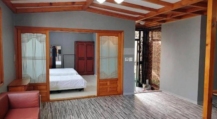 Emerald Ace Hotel Чечжу Екстер'єр фото